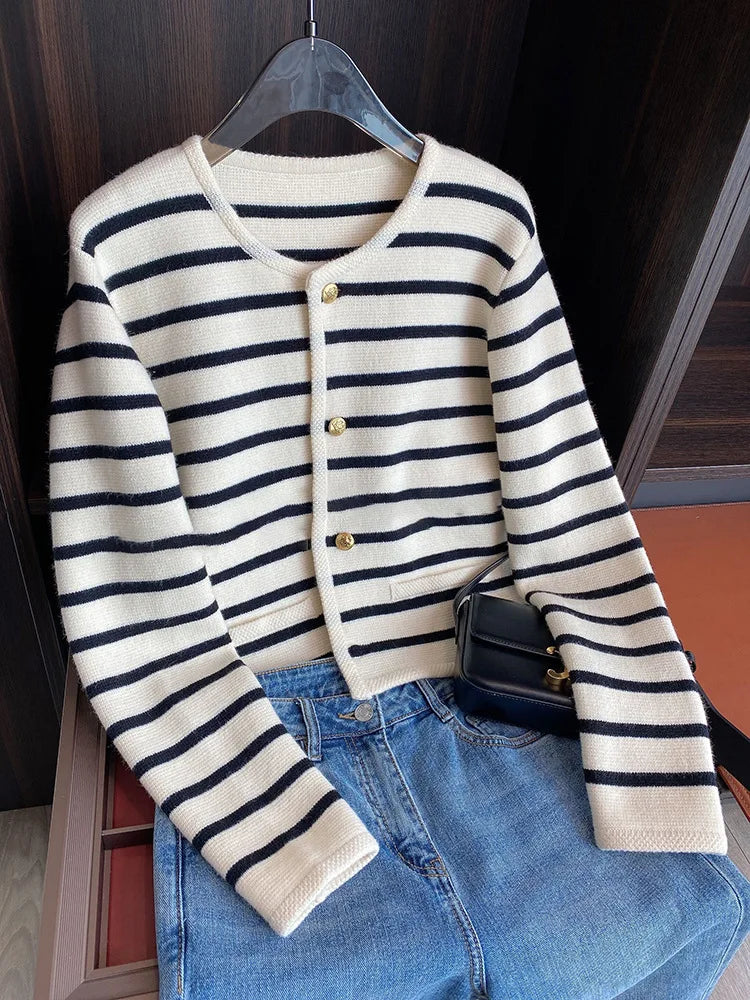 Women Stripe Knitted Cardigan